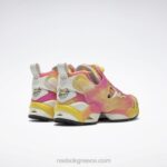 κιμωλία/πυρήνα μαύρο smiley instapump fury παπούτσια Reebok ND8H197 - Image 8