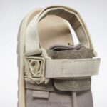boulder grey / περγαμηνή / πλιγούρι βρώμης jurassic world beatnik διαφάνειες Reebok ND8H245 - Image 9