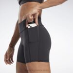 γυναίκες μαύρος booty σορτς lux Reebok ND8H298 - Image 4