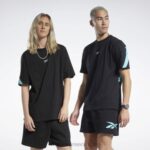 μαύρος κλασική μπλούζα περήφανη Reebok ND8H355